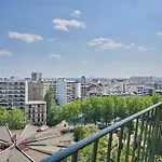 Sublime 2 Bedroom Flat Quai De Seine Eiffel Tower