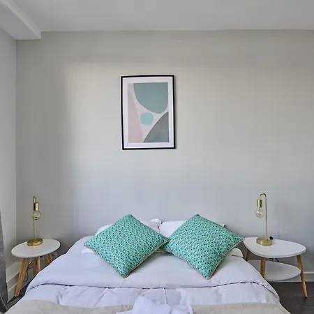 Sublime 2 Bedroom Flat Quai De Seine Eiffel Tower Appartamento *