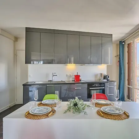 Sublime 2 Bedroom Flat Quai De Seine Eiffel Tower Appartamento